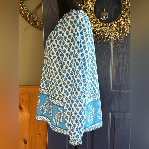 J. Crew Blue and White Patterned Blouse Size Small - Picture 3 of 11